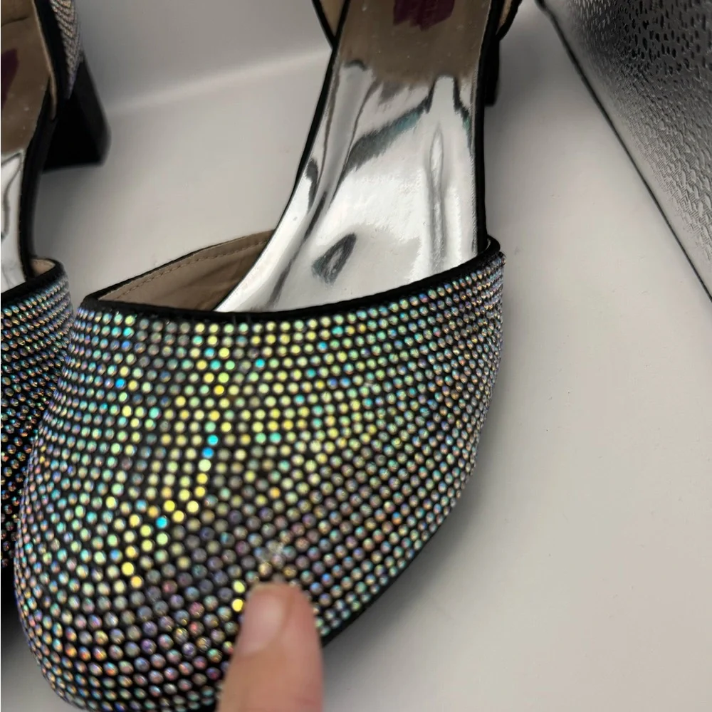 Badgley Mischka Big Girls Size 6 Studded Block Heel Dress‎ Shoe Silver Sparkle